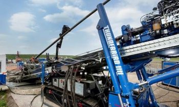 drill_rig_450_2.jpg